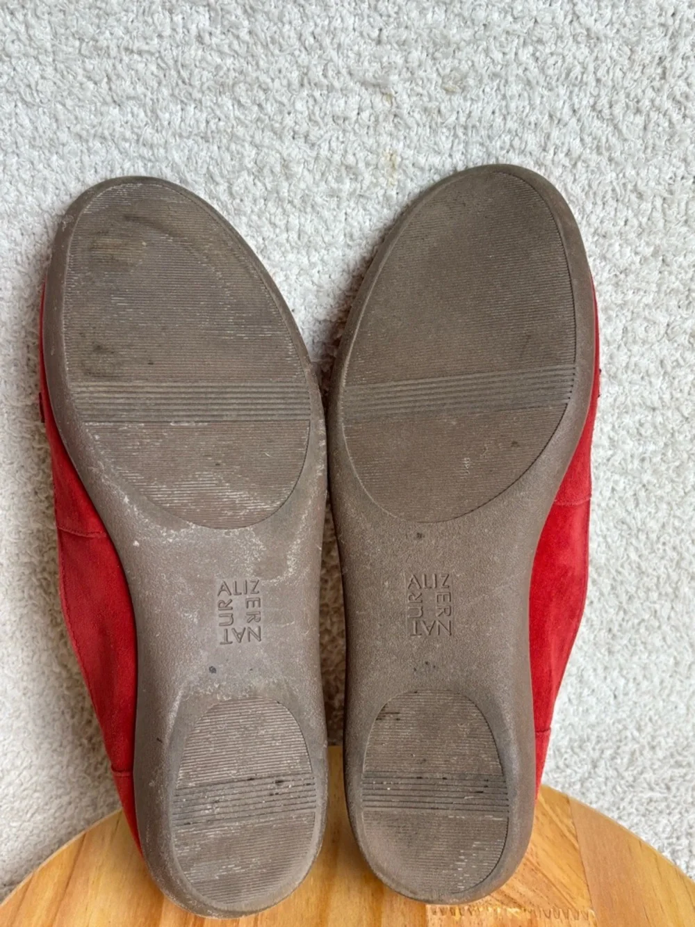 Naturalizer Shoes Womens 9M Fern Suede Slip On Horse Bit Laofer in Red Florence
